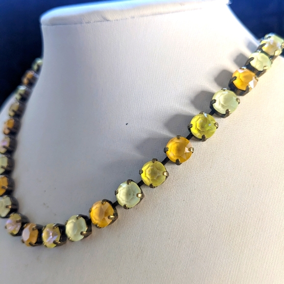 Yellow Pastel in Premium Austrian Crystal in Classic Tennis Necklace in Brass - Picture 4 of 8